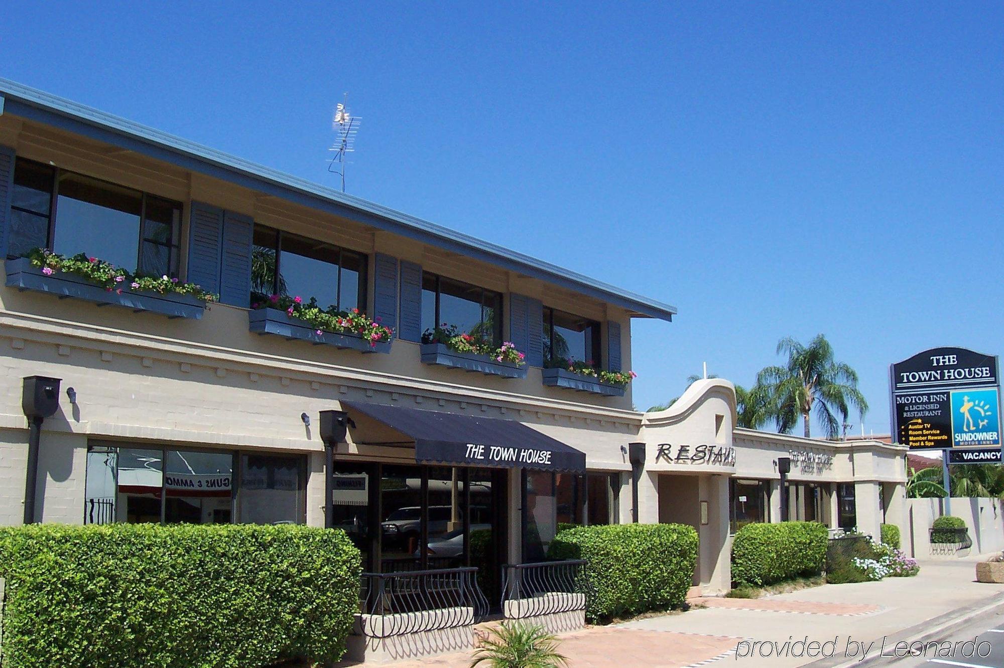 The Town House Motor Inn Goondiwindi Buitenkant foto